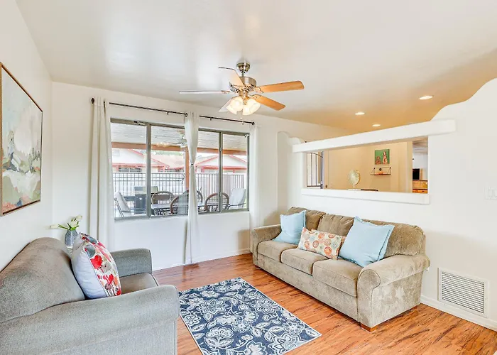 Private Pool & Patio: Near Arts Center! * Mesa